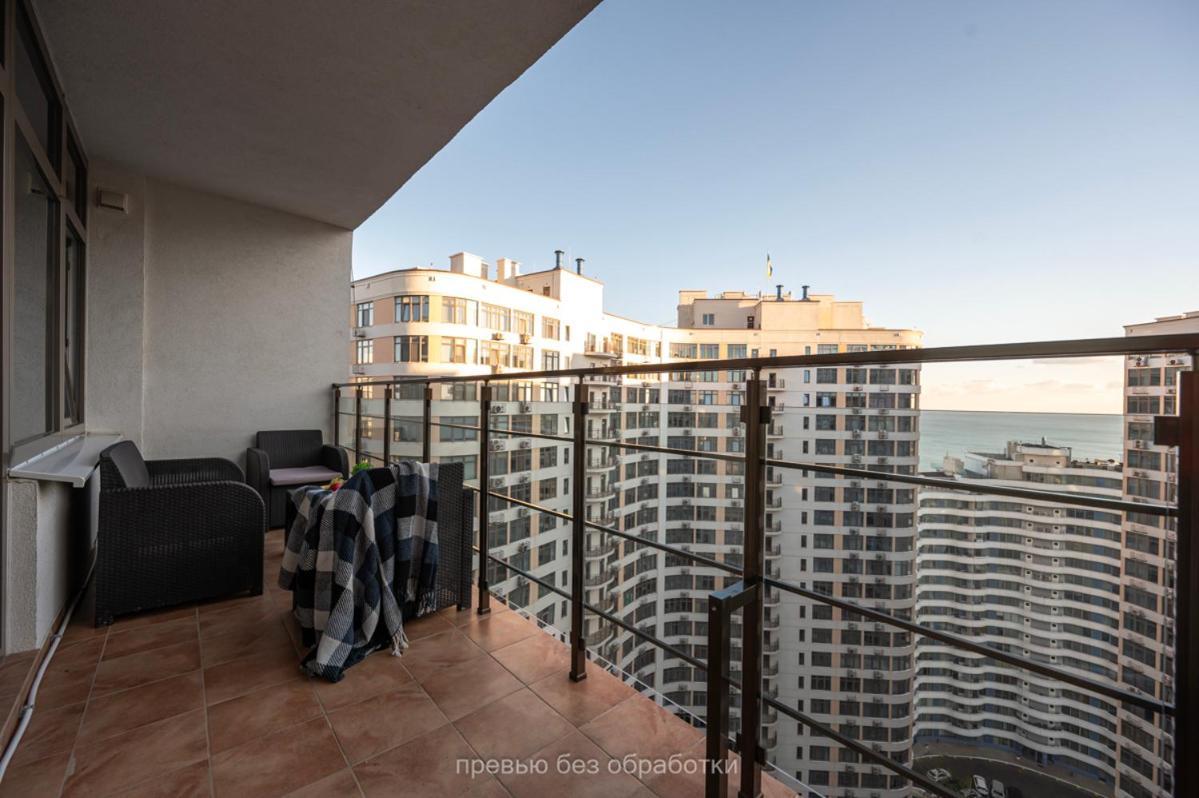 Новейшая Квартира Возле Моря Odesa Exterior foto